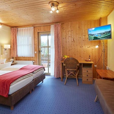 Land- Und Aktivhotel Altmuehlaue Bad Rodach Exteriör bild