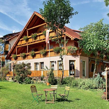 Land- Und Aktivhotel Altmuehlaue Bad Rodach Exteriör bild