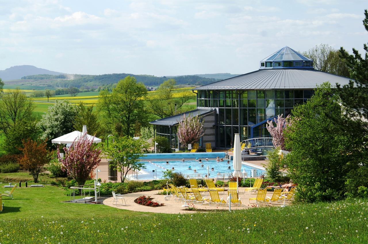 Land- Und Aktivhotel Altmuehlaue Bad Rodach Exteriör bild